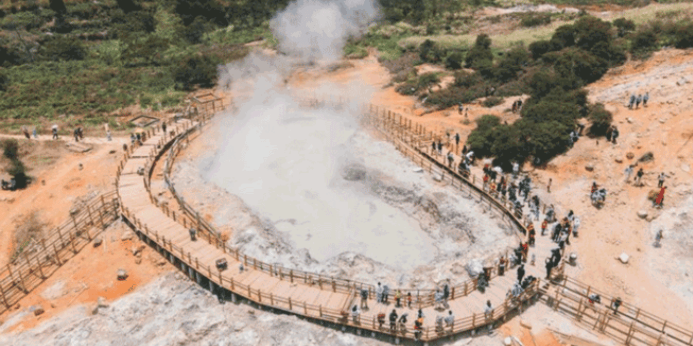 sikidang dieng plateau