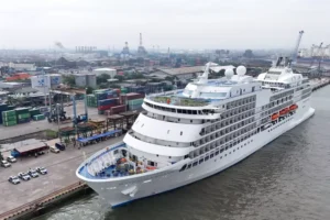 MS Seven Seas Navigator Cruise Ship Arrives in Semarang